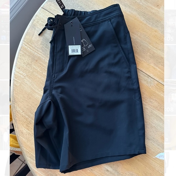 NWT Ten Thousand Foundation Shorts - Picture 1 of 9